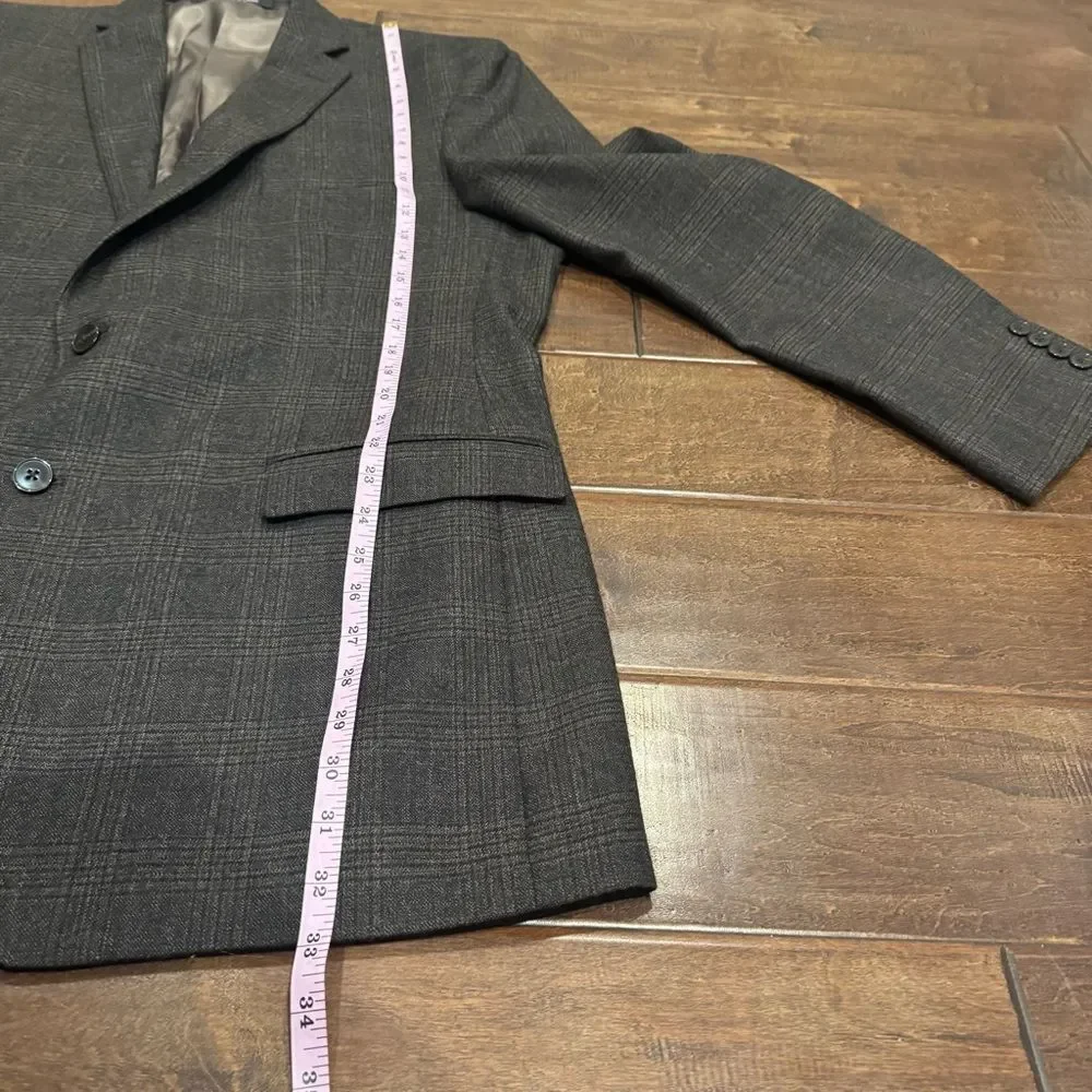 Calvin Klein Men's 44L Gray Plaid Two Button Wool Sports Coat Blazer Jacket